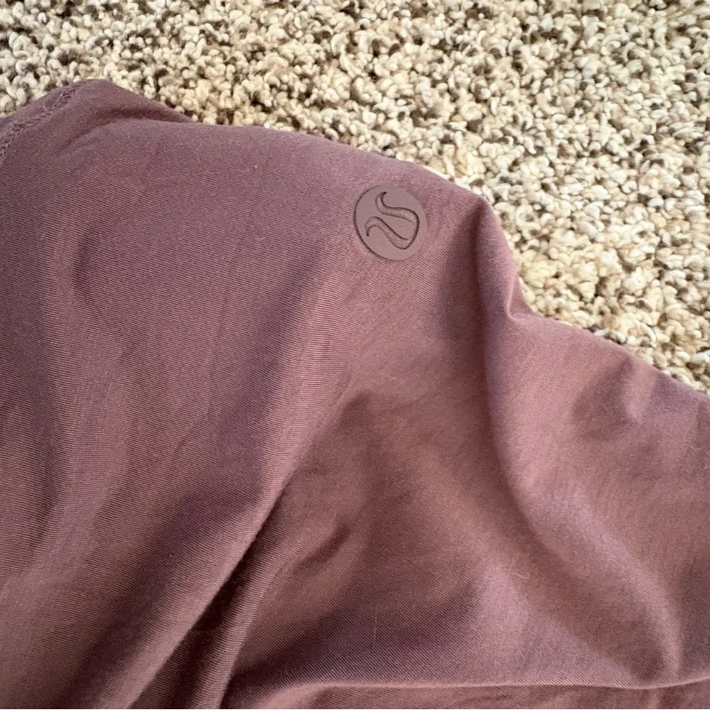 Lululemon Timeless Twist Long Sleeve
Antique Bark - Picture 6 of 8